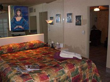 Desert Paradise Resort - Gay Men'S Resort Palm Springs Bagian luar foto